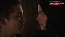 78. Elise Eberle Lesbian Kiss – Salem