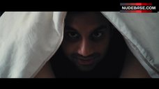 67. Noel Wells Having Oral Sex – Master Of None