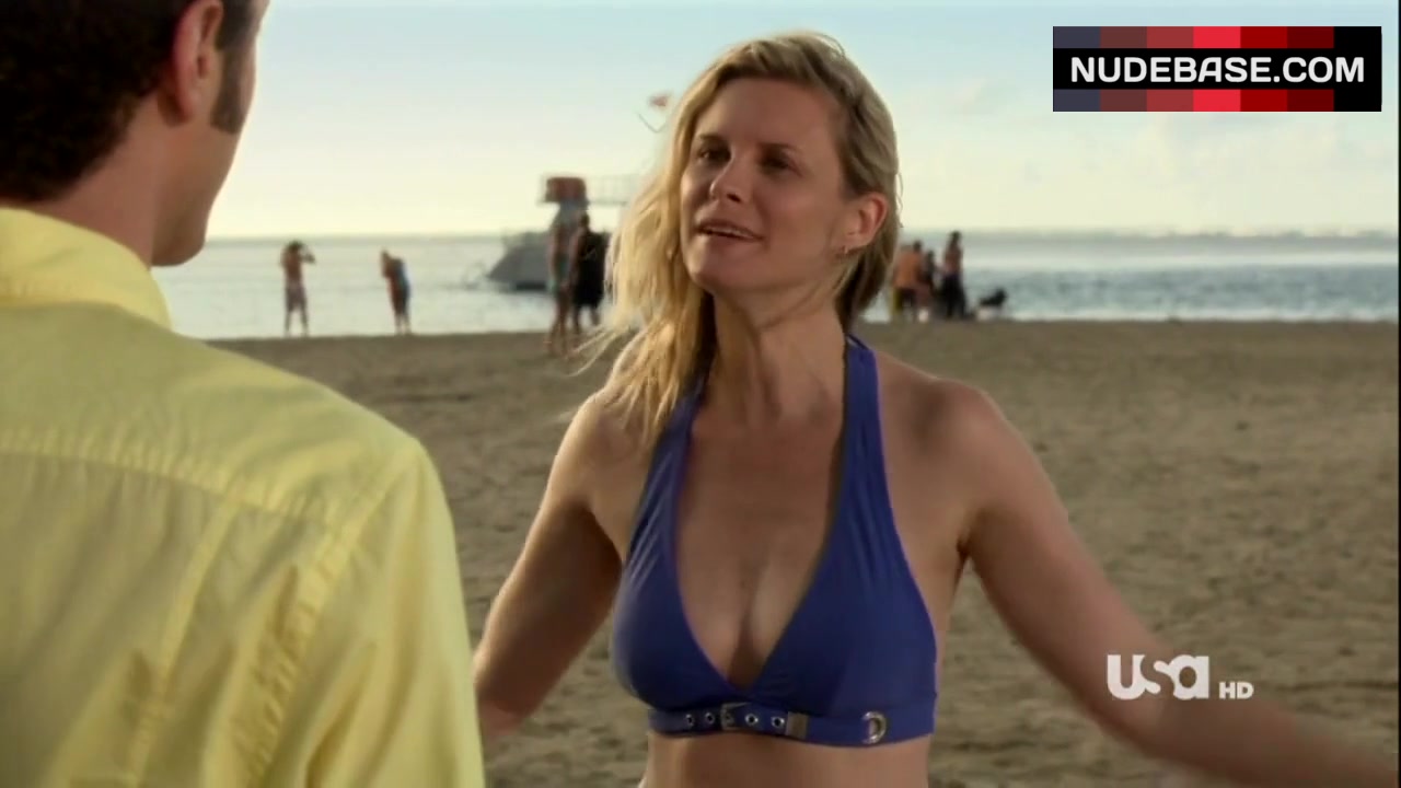 Bonnie Somerville in Bikini on Beach – Royal Pains (0:44) | NudeBase.com