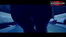 1. Tawny Amber Young Intim Scene – Wonderland