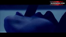 23. Tawny Amber Young Intim Scene – Wonderland