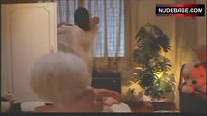 45. Bridgit Ang in Lesbi Scene – Saint Jack