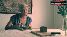 89. Mai Rzepinska Full Nude in Sauna – Tydzien Na Jednej Dzialce