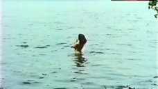 2. Kathleen Beller Shows Full Naked in Lake – Surfacing