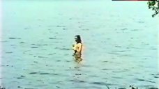 5. Kathleen Beller Shows Full Naked in Lake – Surfacing