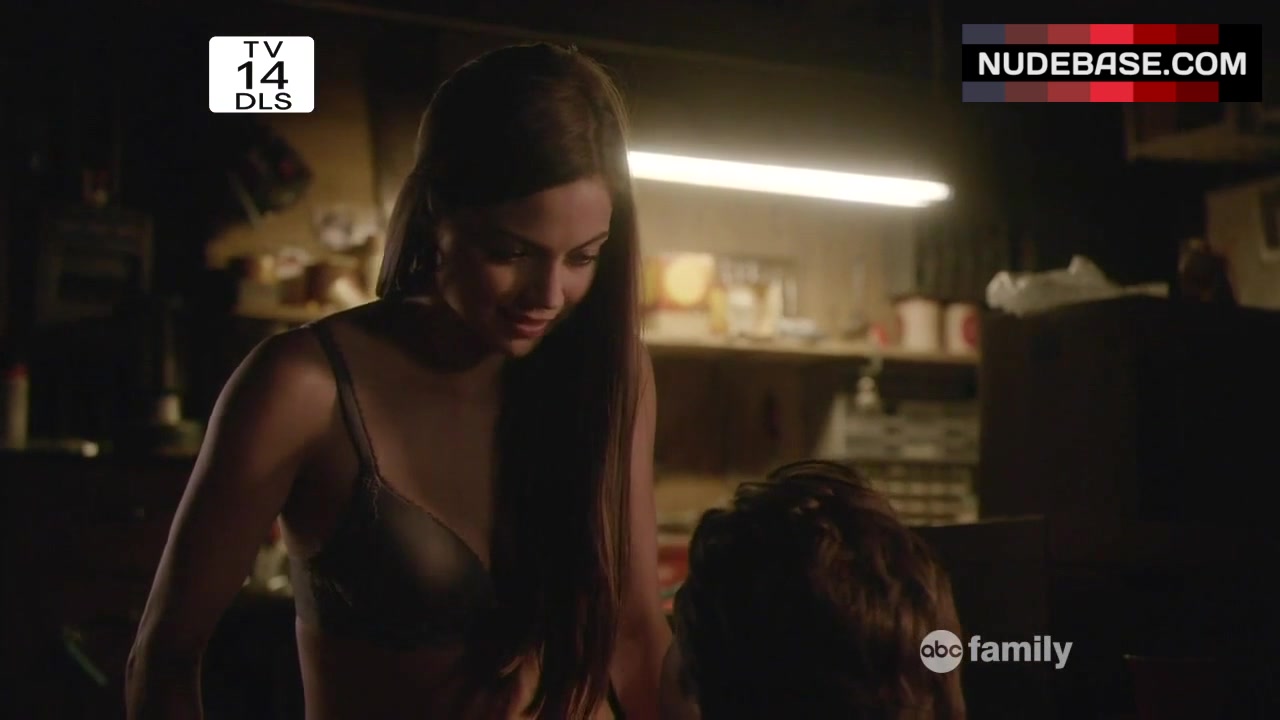 Caitlin Carver Lingerie Scene – The Fosters (0:20) | NudeBase.com