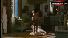 89. Sonia Mankai Nude Body – Un Ete A La Goulette