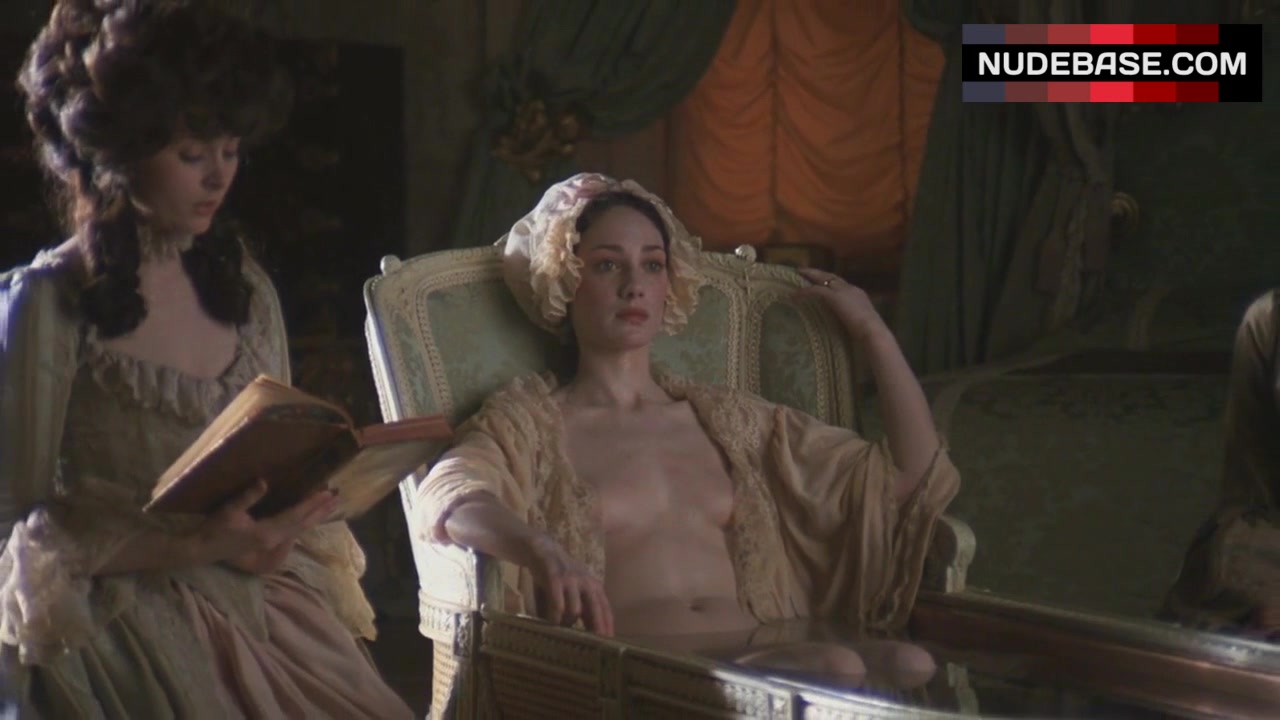 Marisa Berenson Pussy Scene – Barry Lyndon (1:38) | NudeBase.com