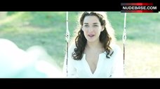 1. Helene Kuhn Flashes Breasts – Le Crocodile Du Botswanga