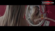 23. Jessica Lu Shows Boobs – Diyu