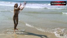 12. Jessie Nizewitz Flashes Butt and Pussy – Dating Naked