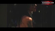 100. Malice Mcmunn Exposed Breasts – American Muscle