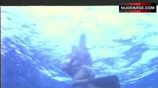 56. Eleonora Vallone Sex in Underwater – Carnada