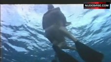 89. Eleonora Vallone Sex in Underwater – Carnada