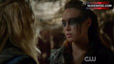 23. Alycia Debnam Carey Lesbian Kiss – The 100