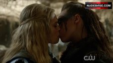 34. Alycia Debnam Carey Lesbian Kiss – The 100