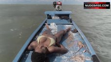 23. Dandara De Morais Completely Nude – Ventos De Agosto