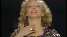 1. Lucretia Love Naked Ass and Breasts – Signore E Signori, Buonanotte