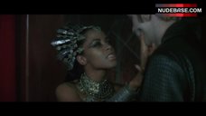 7. Aaliyah Sexy Scene – Queen Of The Damned