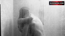 67. Yuliya Hlynina Nude in Shower – Weekend