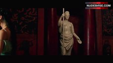 100. Karolina Szymczak Tits Flash – Hercules