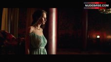 67. Karolina Szymczak Tits Flash – Hercules