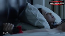 67. Stephanie Corneliussen Hot Scene – Mr. Robot