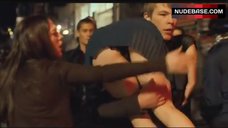 23. Ari Graynor Upskirt Scene – Nick And Norah'S Infinite Playlist