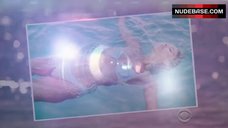 34. Elsa Hosk Bikini Scene – The Victoria'S Secret Swim Special