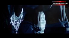 34. Paulina Andreeva Sex under Rain – Sarancha