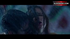 89. Paulina Andreeva Sex under Rain – Sarancha