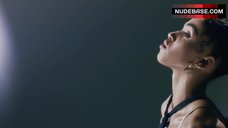 1. Fka Twigs Hot Scene – Fka Twigs - Pendulum
