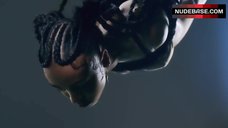 89. Fka Twigs Hot Scene – Fka Twigs - Pendulum