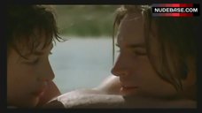 4. Jane Birin Full Naked on Beach – Je T'Aime, Moi Non Plus