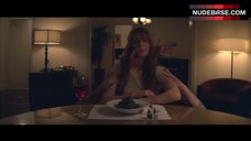 3. Florence Welch Boobs Scene – What Kind Of Man