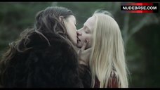 5. Quinn Shephard Sensual Lesbian Kiss – Sweet, Sweet Lonely Girl