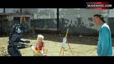1. Yo-Landi Visser Hot Scene – Chappie