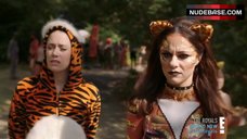 5. Alexandra Park Tiger Body Art – The Royals