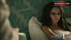 8. Alexandra Park Sexy Scene – The Royals