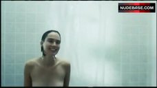 2. Lena Headey Shows Tits – Aberdeen