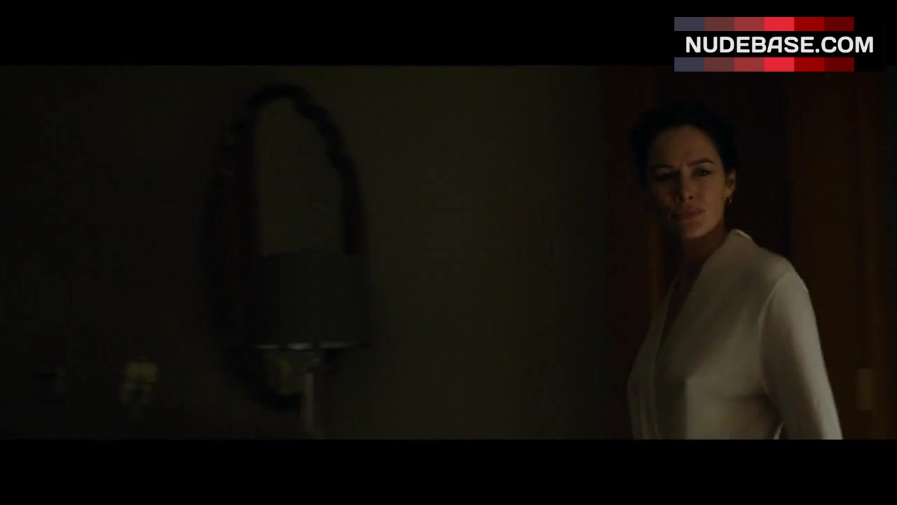 Lena Headey Hard Nipples – Zipper (0:39) | NudeBase.com