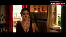 4. Courtney Eaton Sexy Scene – Gods Of Egypt