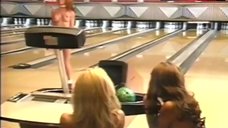 8. Tammy Parks Nude Bowling Game – Nude Bowling Party