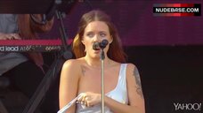 7. Tove Lo Shows One Tit – Tove Lo - Talking Body (Live At Rock In Rio, Las Vegas)