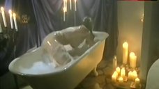 Bojana Golenac Naked in Bath – Maximum Speed - Renn' Um Dein Leben!