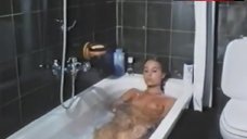 6. Andrea Albani Masturbating in Bath – Al Sur Del Eden