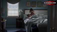 9. Gillian Vigman Sex in Bed – Divorce