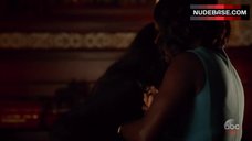 10. Viola Davis Interracial Lesbian Kiss – How To Get Away With Murder