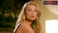 7. Barbara Bouchet Ass Scene – La Moglie In Vacanza... L'Amante In Citta