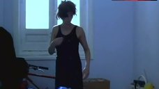 10. Laura Morante Shows Nude Boobs and Ass – La Mirada Del Otro